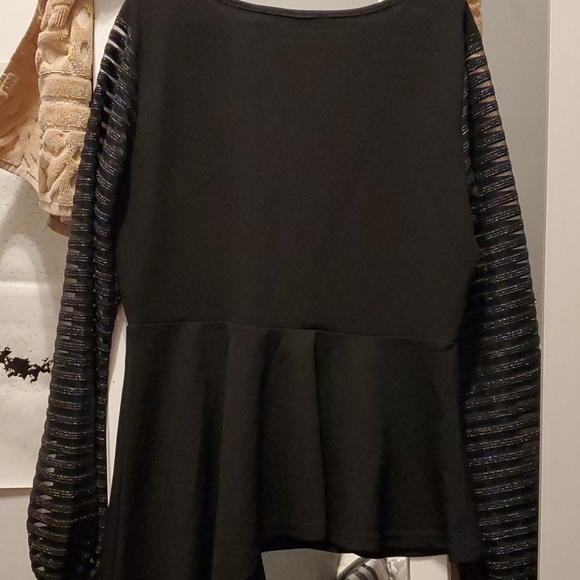 Black Blouse - Picture 2 of 3